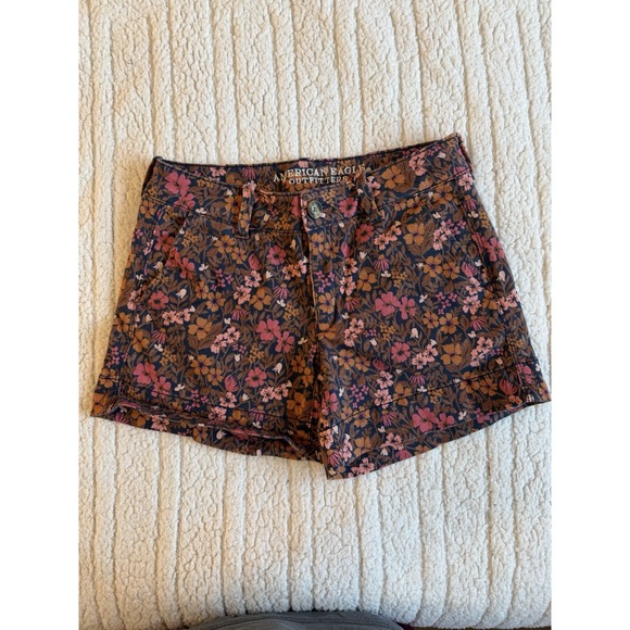 American Eagle Outfitters Pants - American Eagle Shorts Women's Size 6 Floral Midi Stretch Blue Pockets Cotton